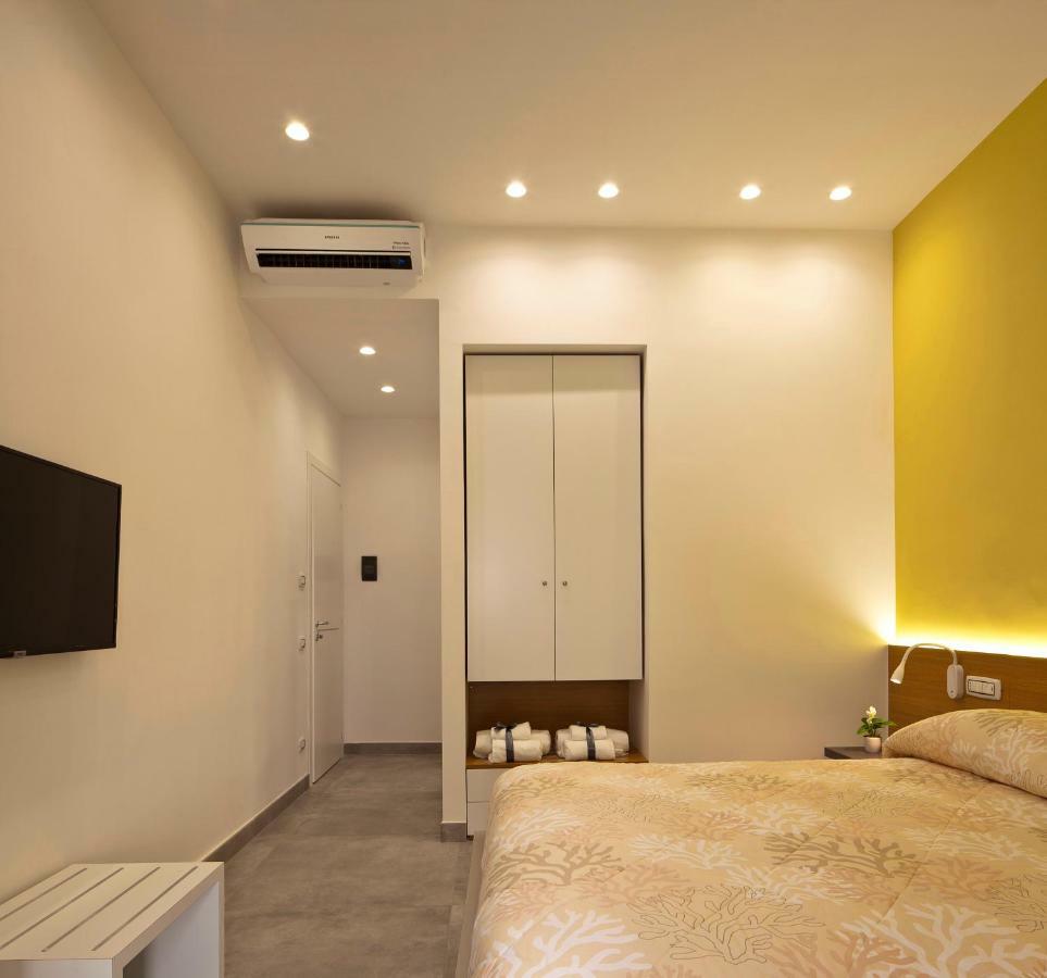 Domus Schilizzi Hotel Naples Exterior photo