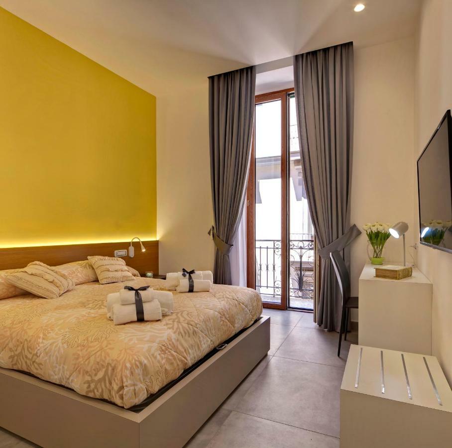 Domus Schilizzi Hotel Naples Exterior photo